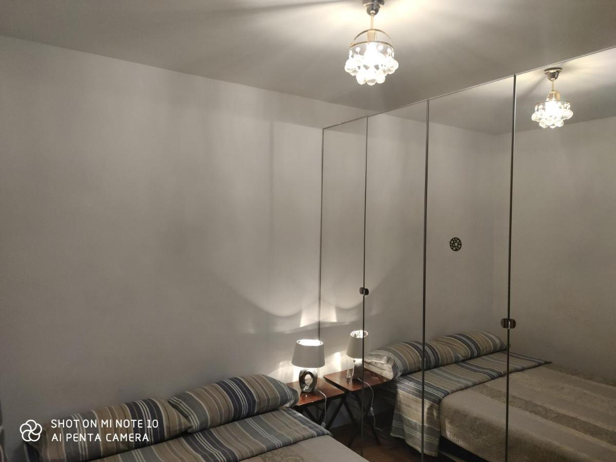 Habitacion Jc Madrid Extérieur photo